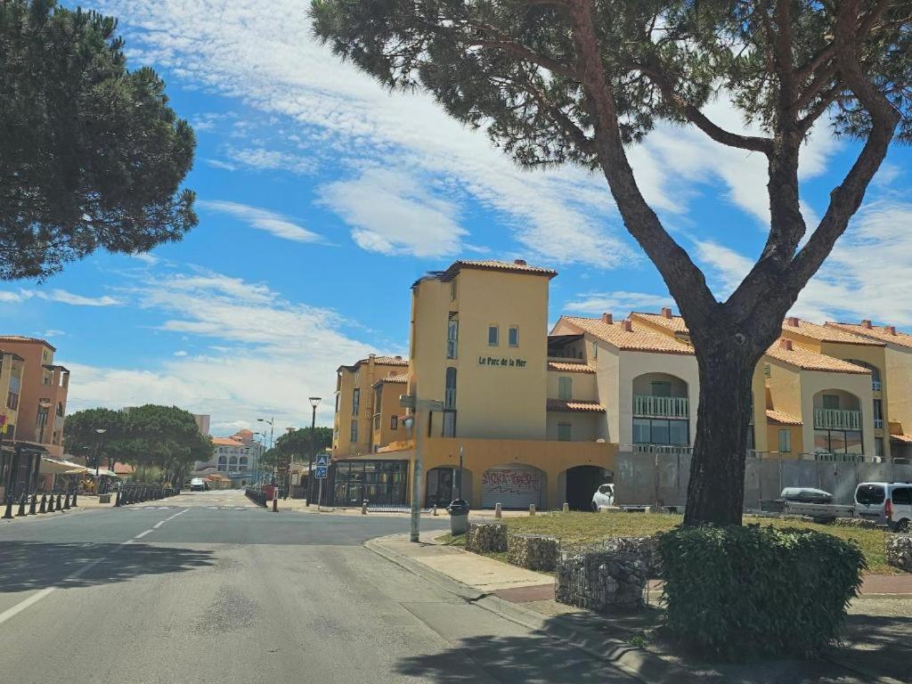 Superbe Appartement Tout Confort Le Barcarès Esterno foto